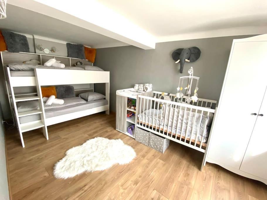 Oberbronn Gite Classe 4 Etoiles  La Maison Du Tonnelier المظهر الخارجي الصورة