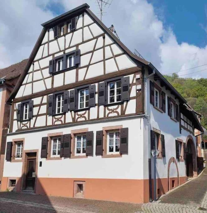 Oberbronn Gite Classe 4 Etoiles  La Maison Du Tonnelier المظهر الخارجي الصورة