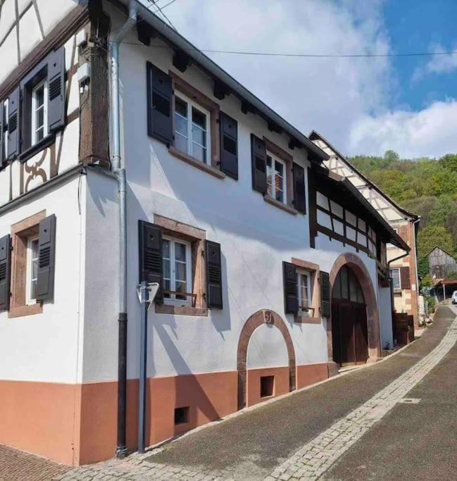 Oberbronn Gite Classe 4 Etoiles  La Maison Du Tonnelier المظهر الخارجي الصورة